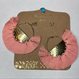 SHIRALEAH CHICAGO Anya Pink Earrings Gold Boho Tassel Fan Hoops NWT